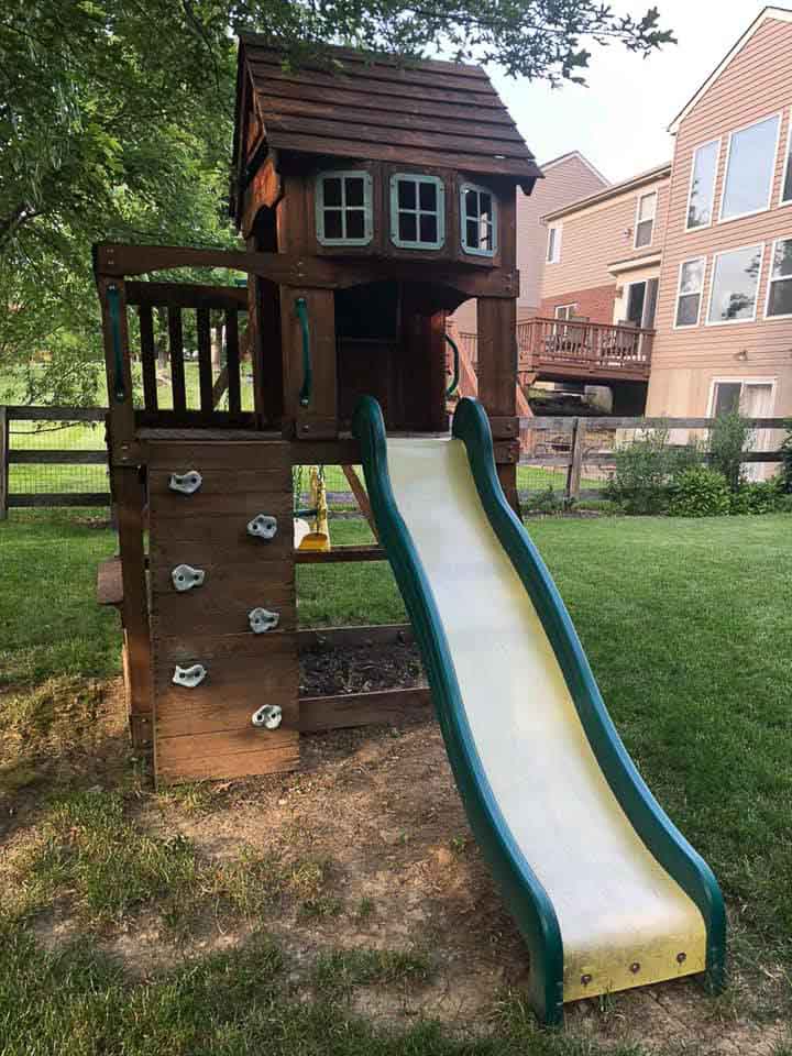 how to build a wood playground